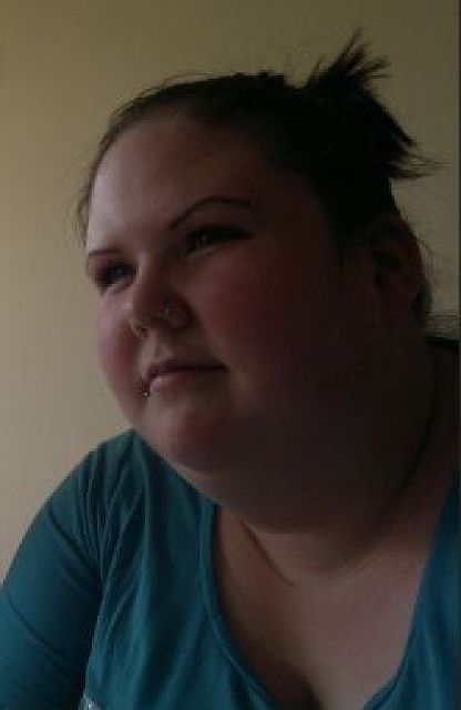 Mops - Nicht ganz schlanker Mops auf dem Markt :)