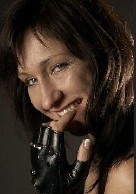 Erfahrung44 - Erfahrene Frau möchte Erfahrungen weitergeben.