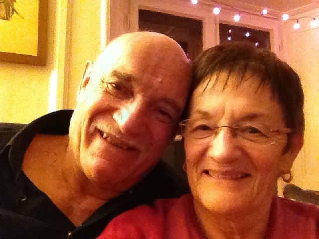 ReichesPaar - Älteres Paar sucht Mann oder Frau!