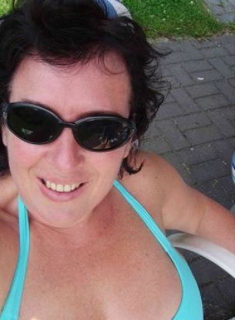 Laune50 - Geschiedene Frau sucht Mann für ***!