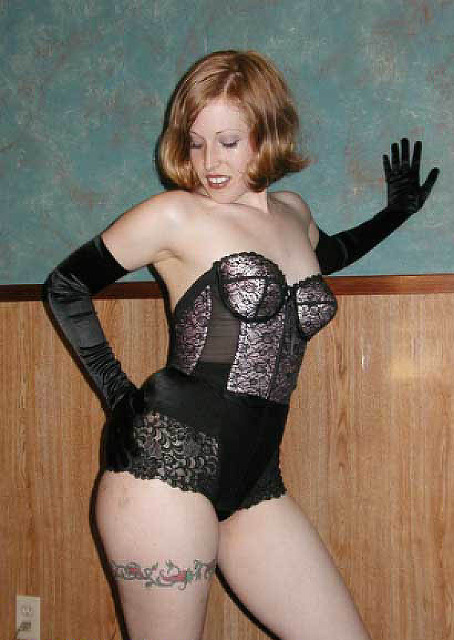 Biggi - Rotblondes Girl sucht sexy Mann!