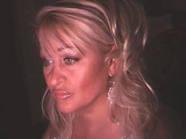 Lara42 - Sex ist immer schön!