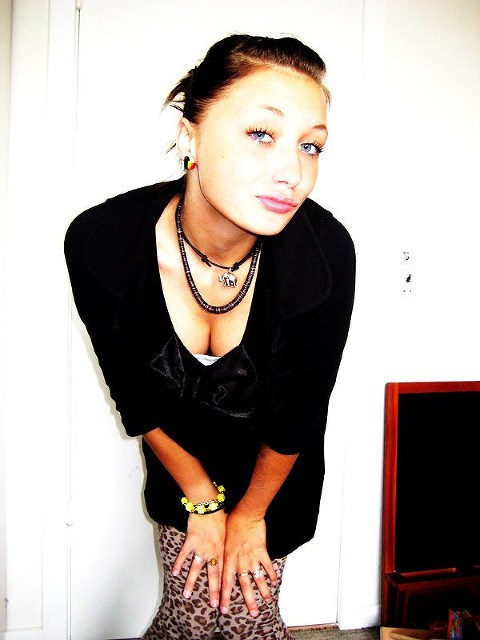 Opinion28 - Geile Frau sucht Beziehung! 