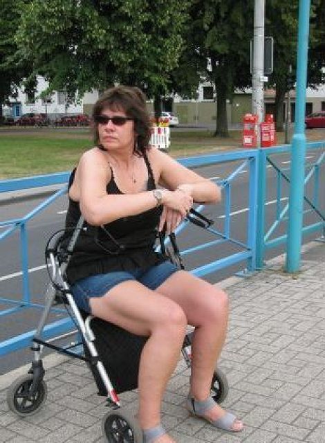 Julia49 - Nach einem Unfall wieder in der Spur!