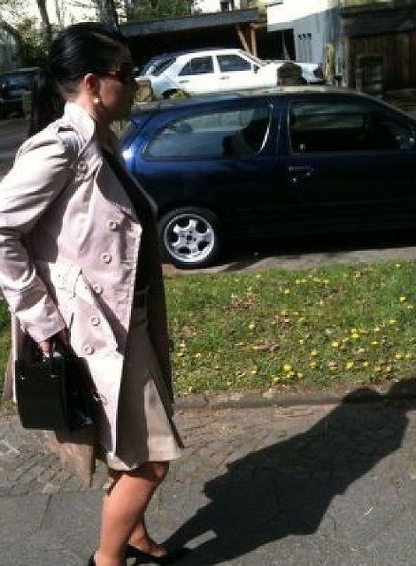 Dita40 - Schwarzhaarige Frau sucht blonden Hünen! 