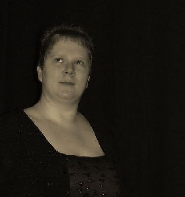 Geraldine - Frau mit grossem Busen für Sex so oft wir wollen!