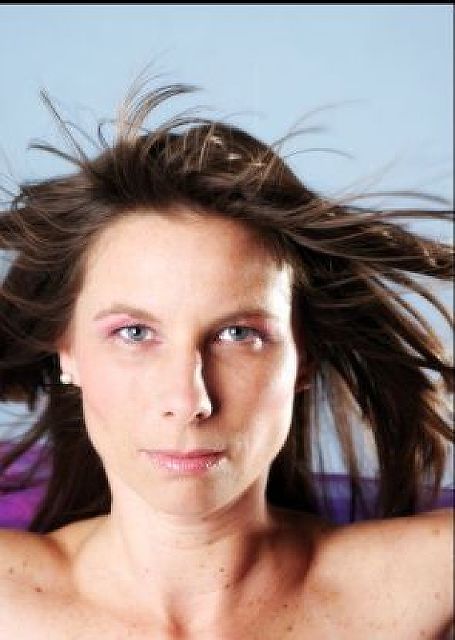 Digitalis - Geschiedene Frau sucht Mann für schöne Abende zu zweit!