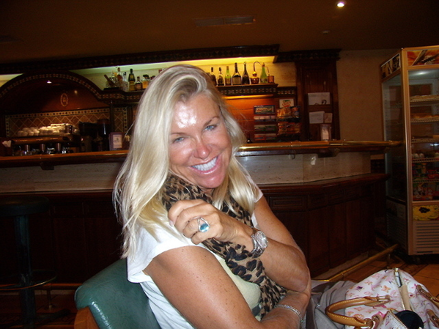 Tittina32 - Lass uns schmutzig Liebe machen!