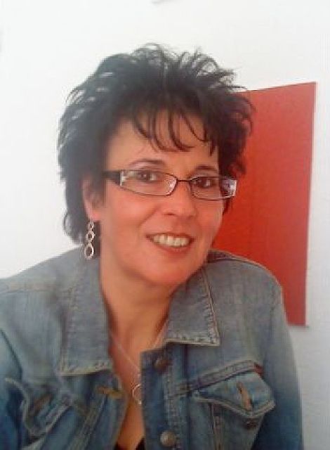 Absinthe - Freundliche und höfliche Frau! 